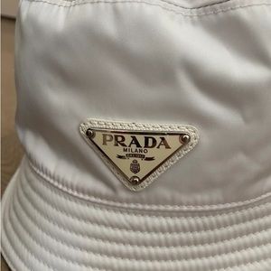 prada bucket hat white AUTHENTIC